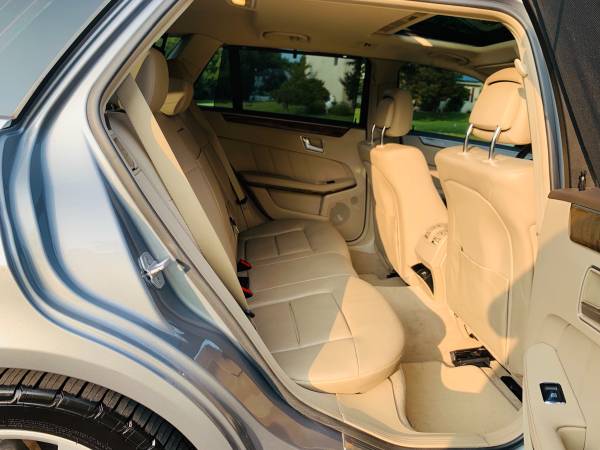 2011 MERCEDES BENZ E350 WAGON VERY CLEAN WITH 3rd ROW for sale in Allentown, PA – photo 14