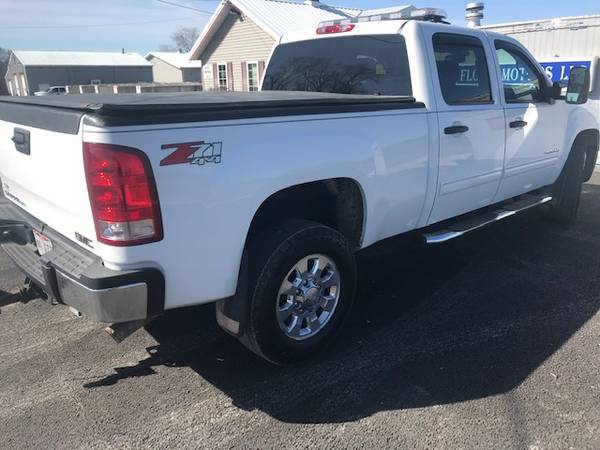 2013 GMC 2500 Crew Cab 4x4 - - by dealer - vehicle for sale in Greenville, OH – photo 5