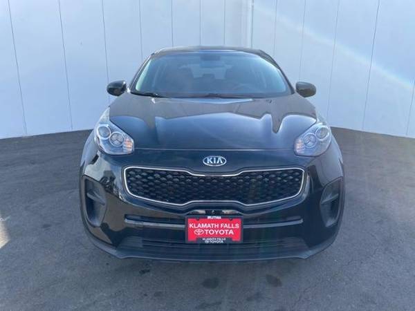 2017 Kia Sportage LX FWD SUV - - by dealer - vehicle for sale in Klamath Falls, OR – photo 5