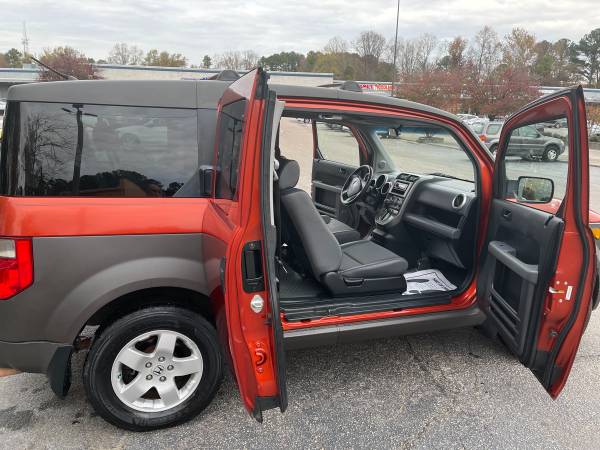 Honda Element - cars & trucks - by owner - vehicle automotive sale for sale in Raleigh, NC – photo 2