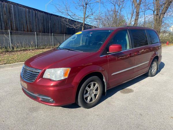 2011 Chrysler Town and Country Touring 4dr Mini Van - cars & trucks... for sale in posen, IL – photo 3