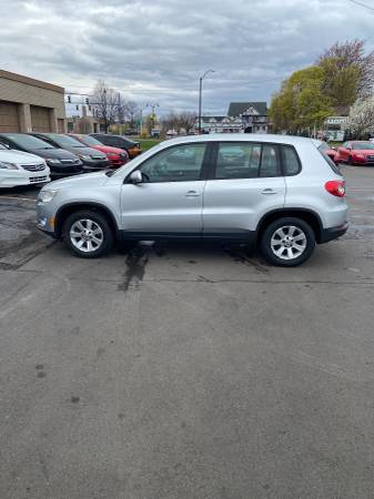 2010 VW Tiguan S 4Motion - - by dealer - vehicle for sale in Rochester , NY – photo 9