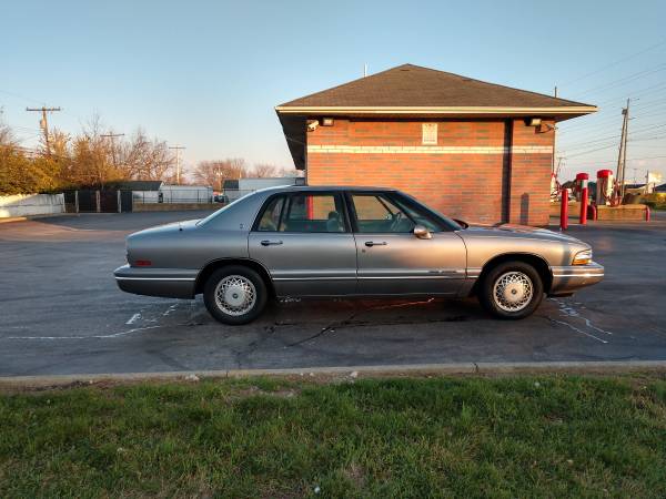 1995 Buick park avenue - cars & trucks - by owner - vehicle... for sale in Grove City, OH