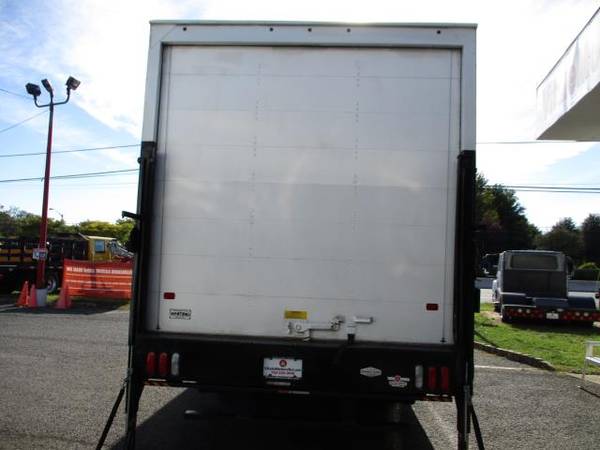 2019 Isuzu NRR 20 FOOT BOX TRUCK ** NRR W/ LIFTGATE - cars & trucks... for sale in south amboy, VA – photo 5