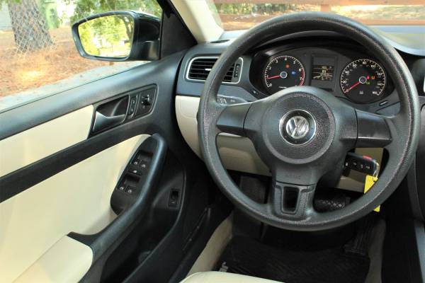 Great Deal for 2011 VOLKSWAGEN JETTA for only for sale in Arlington, TX – photo 21