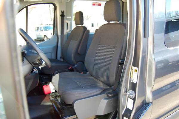 HANDICAP ACCESSIBLE WHEELCHAIR LIFT EQUIPPED VAN.....UNIT# 2289FHT -... for sale in Charlotte, SC – photo 12