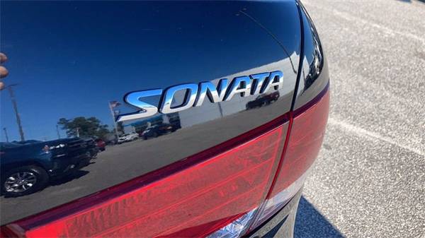 2008 Hyundai Sonata SE V6 hatchback Red - cars & trucks - by dealer... for sale in Little River, SC – photo 11