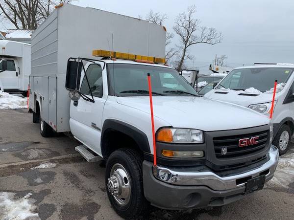 2006 GMC C-3500 ENCLOSED UTILITY SERVICE TRUCK READY F - cars & for sale in Massapequa, CT – photo 5
