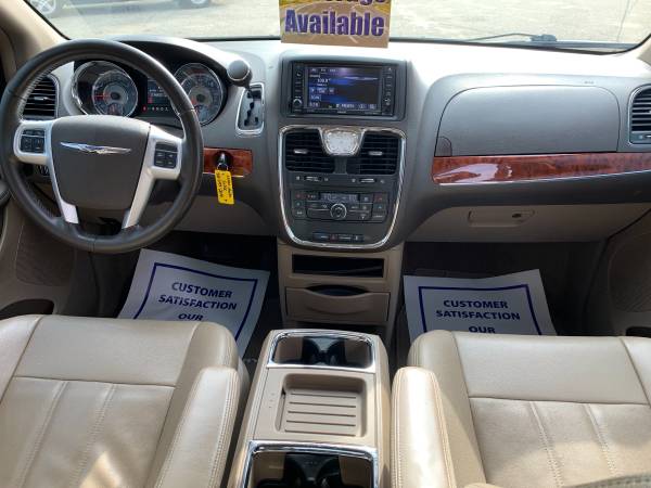 2016 CHRYSLER TOWN & COUNTRY LOADED TOURING - - by for sale in Howard City, MI – photo 11