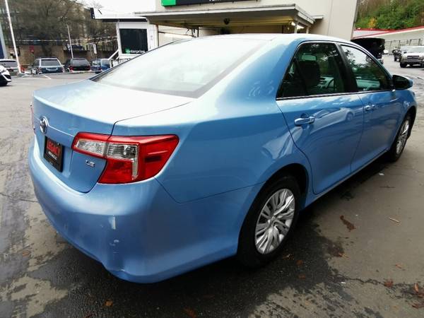 2013 Toyota Camry LE 4dr Sedan - - by dealer - vehicle for sale in Seattle, WA – photo 3