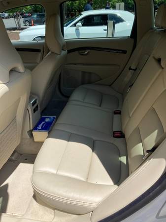 2015 Volvo XC70 T5 for sale in SEVERNA PARK, MD – photo 18
