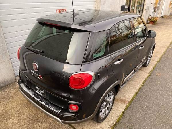 2017 FIAT 500L Trekking Hatchback Leather Heated Seats - cars &... for sale in Portland, OR – photo 8
