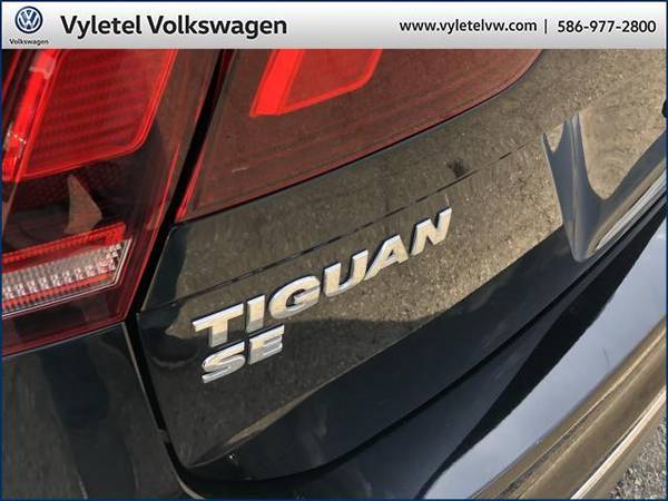 2018 Volkswagen Tiguan SUV 2 0T SE WITH MOONROOF - Volkswagen - cars for sale in Sterling Heights, MI – photo 9