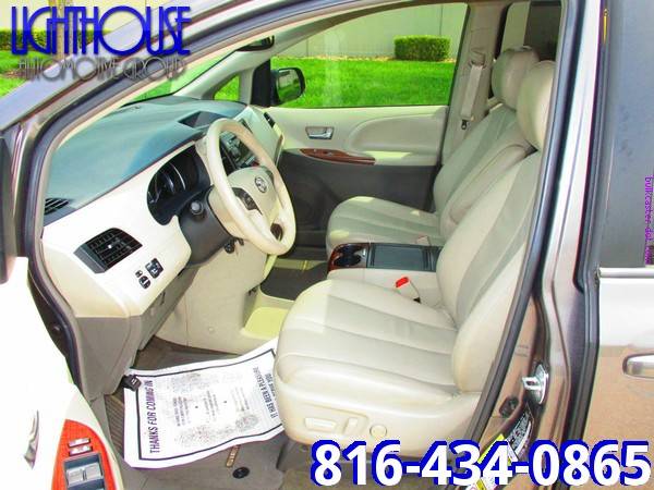 TOYOTA SIENNA XLE, only 72k miles! - - by dealer for sale in Lees Summit, MO – photo 11