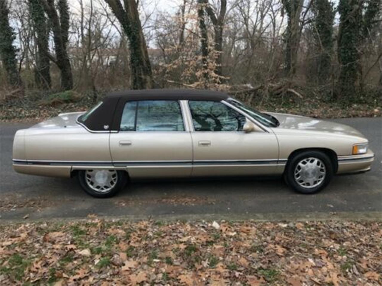 1995 Cadillac DeVille for sale in Cadillac, MI – photo 6
