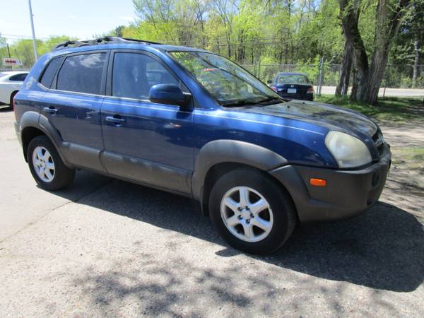 2005 Hyundai Tucson 4dr GLS FWD 2 7L V6 Auto - - by for sale in Lino Lakes, MN – photo 4