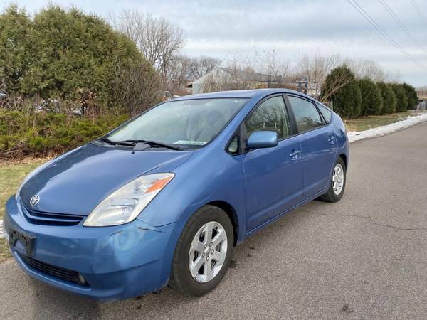 2005 Toyota Prius - cars & trucks - by dealer - vehicle automotive... for sale in Little Canada, MN – photo 3