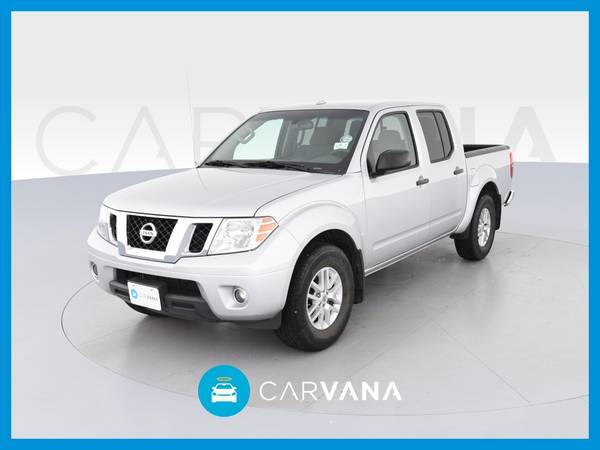 2018 Nissan Frontier Crew Cab SV Pickup 4D 5 ft pickup Silver for sale in Tulsa, OK