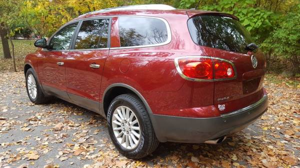 2010 Buick Enclave ( ONLY 103K MILES) - cars & trucks - by dealer -... for sale in Warsaw, IN – photo 3