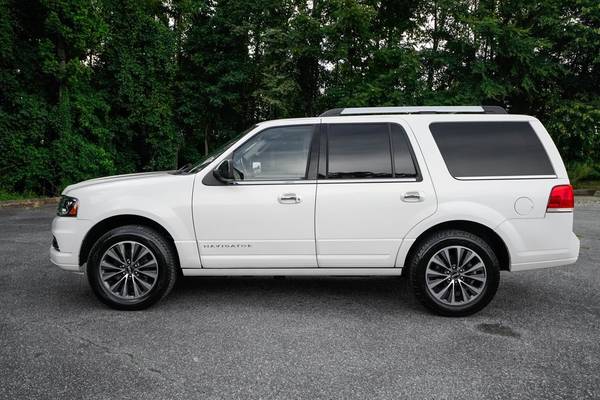 Lincoln Navigator SUV Navigation Leather Sunroof Loaded We Finance! for sale in eastern NC, NC – photo 8