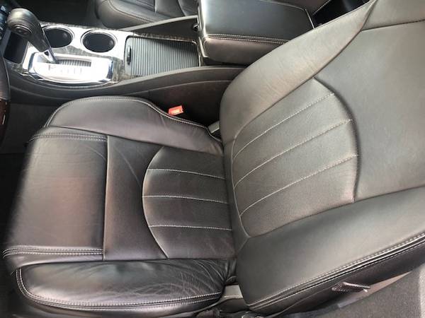 2014 Buick Enclave Silver Leather 2nd Row Buckets SUV**CLEAN... for sale in Heber Springs, TN – photo 9