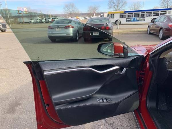 2014 Tesla Model S 4dr Sdn 60 kWh Battery - cars & trucks - by... for sale in South St. Paul, MN – photo 21