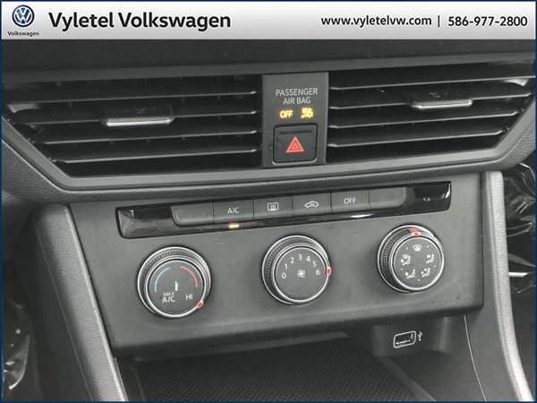 2019 Volkswagen Jetta sedan S Auto w/SULEV - Volkswagen Black - cars for sale in Sterling Heights, MI – photo 24