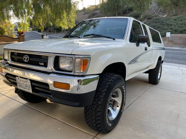 1994 Toyota pickup/4x4 for sale in Corona, CA – photo 3