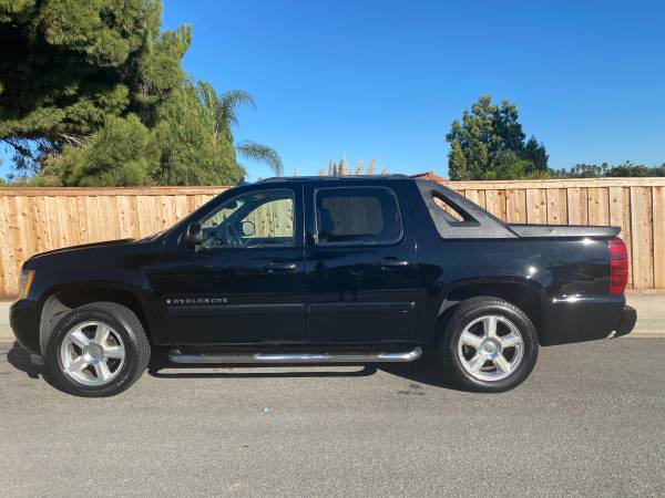 2007 Chevrolet Avalanche LTZ Black on Black Clean Title New Trans.!... for sale in Oceanside, CA – photo 4