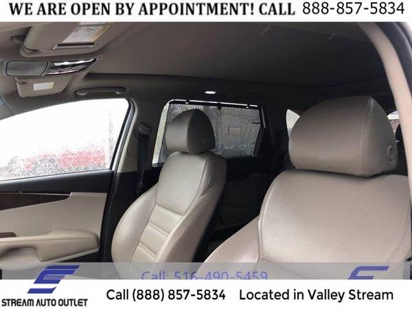 2018 Kia Sorento EX V6 Wagon - - by dealer - vehicle for sale in Valley Stream, NY – photo 16