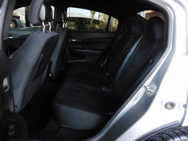 2014 Chrysler 200 4dr Sdn LX / CLEAN ARIZONA CARFAX / for sale in Tucson, AZ – photo 10