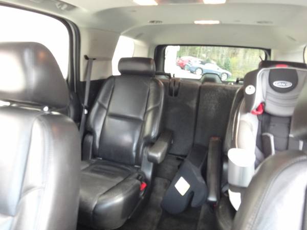 2010 Cadillac Escalade Premium 3rd ROW Used Cars Vermont at Ron s for sale in W. Rutland, Vt, VT – photo 13