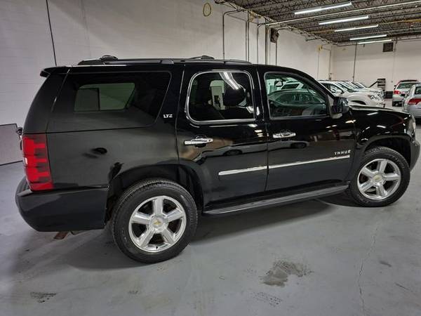 2010 Chevrolet Tahoe - Financing Available! - cars & trucks - by... for sale in Glenview, IL – photo 6