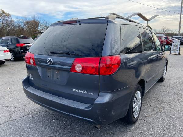 2007 Toyota Sienna LE - cars & trucks - by owner - vehicle... for sale in Sherwood, AR – photo 4