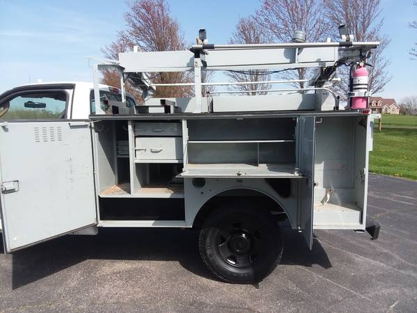 2006 Ford F350 XL Super Duty Automatic Towing SteelWeld Utility for sale in Gilberts, WI – photo 11