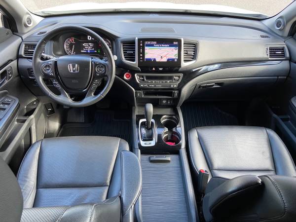 2019 Honda Ridgeline RTL-E AWD 42xxx Miles 26 MPG Warranty - cars & for sale in Circle Pines, MN – photo 10