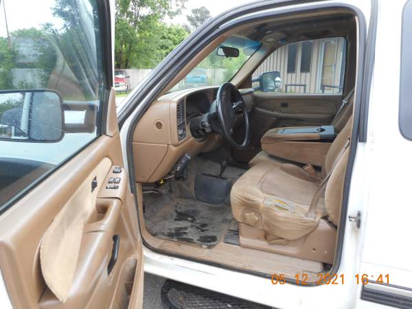 2000 CHEVY 2500HD 4X4 - - by dealer - vehicle for sale in Gladewater, TX – photo 5
