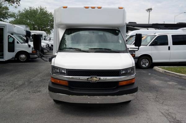 2014 Chevrolet G-4500 Eldorado Gas 15 P Bus for sale in Ocala, FL – photo 2
