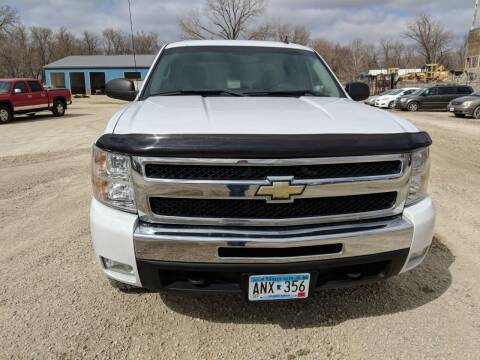 2010 Chevy Silverado - - by dealer - vehicle for sale in Rochester, MN – photo 5