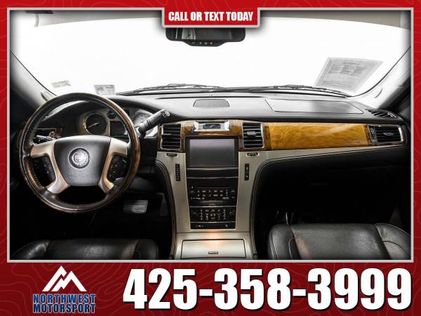 2013 Cadillac Escalade Platinum AWD - - by dealer for sale in Lynnwood, WA – photo 3