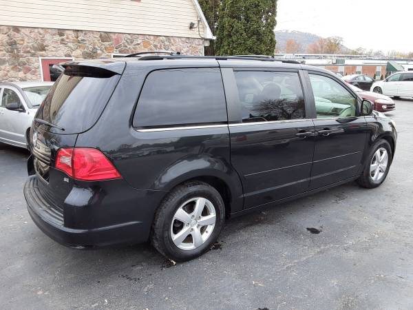 09 VW Routan SE - cars & trucks - by dealer - vehicle automotive sale for sale in Northumberland, PA – photo 8