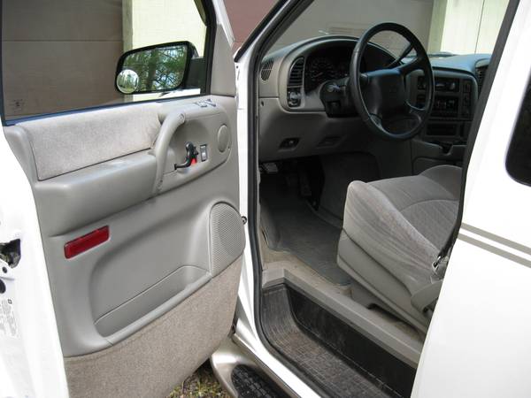 2002 Chevrolet Astro AWD Van, Very Low Miles & Clean! - cars & for sale in Pratts, VA – photo 11