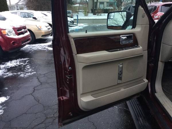 2012 Lincoln Navigator L AWD - cars & trucks - by dealer - vehicle... for sale in Dearing, MI – photo 6