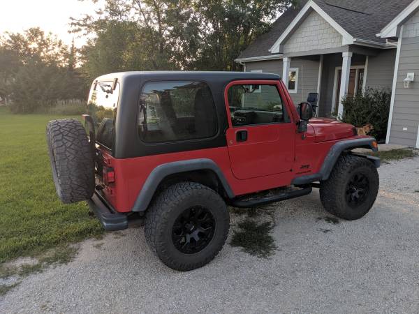 Jeep Wrangler - reduced price for sale in West Des Moines, IA – photo 4