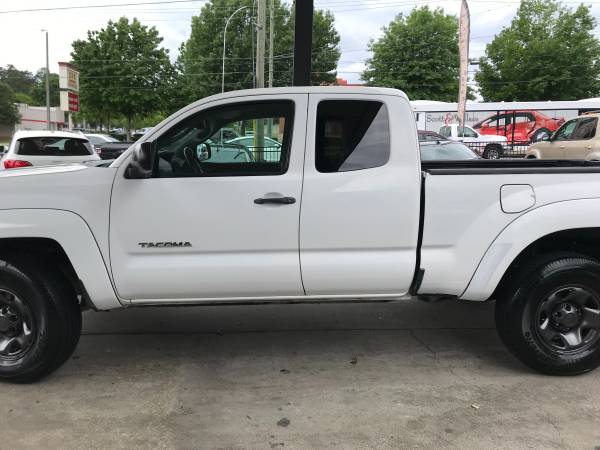 2009 Toyota Tacoma Pre Runner EXTRA Clean - - by for sale in Tallahassee, FL – photo 2