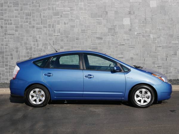 2009 Toyota Prius - cars & trucks - by dealer - vehicle automotive... for sale in Burnsville, MN – photo 2
