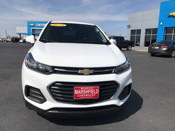 2018 Chevy Chevrolet Trax LS suv Summit White for sale in Marshfield, MO – photo 2