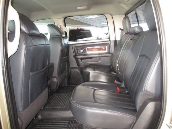 2011 RAM 2500 Laramie Crew Cab 4wd 5.7 Hemi V8 Heated Leather - cars... for sale in Lawrenceburg, AL – photo 11