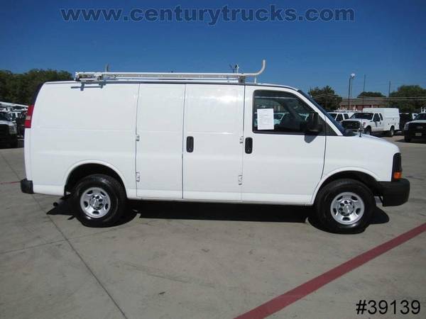 2014 Chevrolet Express 2500 CARGO Summit White *PRICED TO SELL SOON!* for sale in Grand Prairie, TX – photo 11