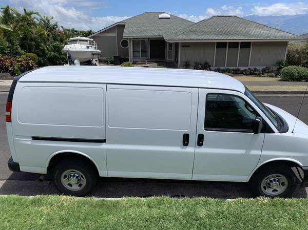 2017 Chevy Express 2500 Cargo Van (19k miles) for sale in Kahului, HI – photo 2